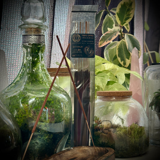 Ástvinur Love Incense Sticks | 100% Essential Oil Blend